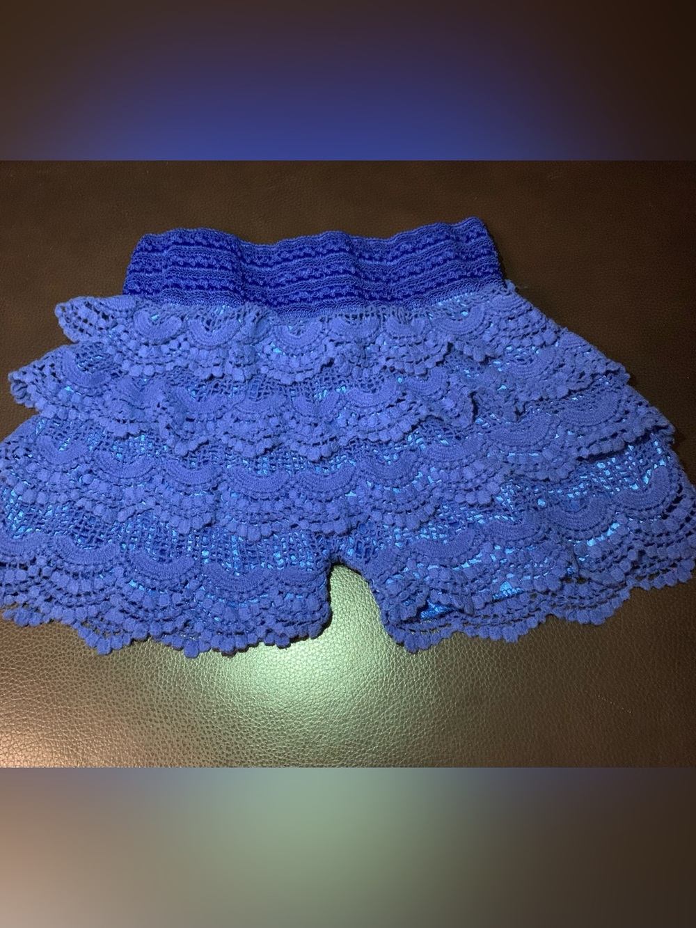 Lacie Shorts M/L Crochet Overlay Blue Pull On Preppy Lined Scalloped
